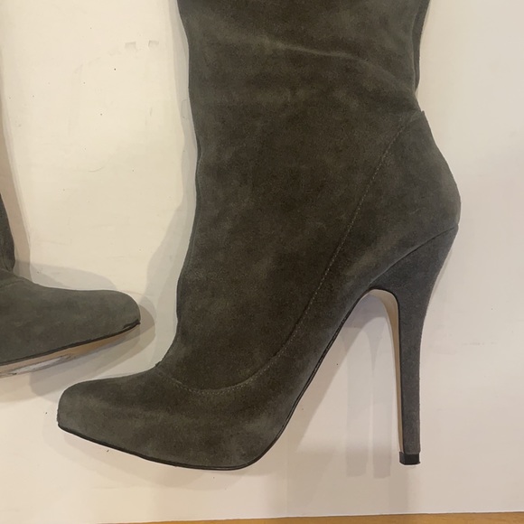 Over the knee long suede boots - Picture 4 of 17